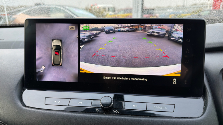 Nissan Qashqai 1.3 DiG-T MH N-Connecta 5dr Petrol Hatchback